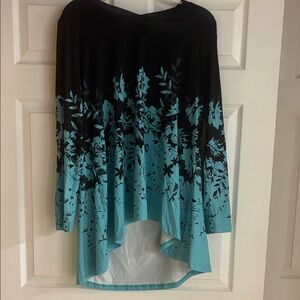 Source Unknown Black and Turquoise Floral Ombre Long Sleeve Top